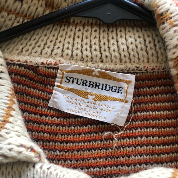 Vintage 1970s Sweater Cape - Picture 3 of 3